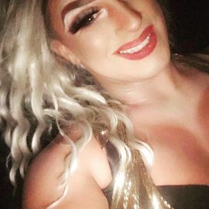 Meet your Posher, Nik